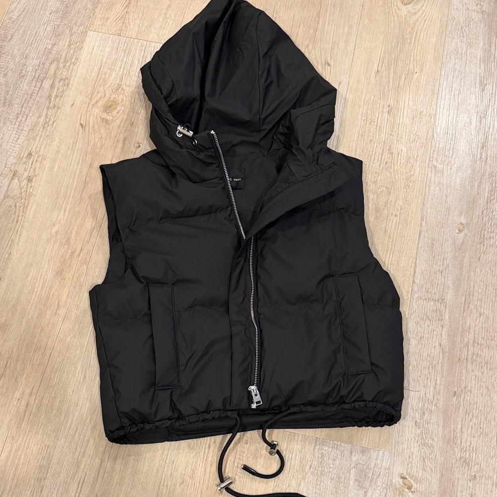 Athletic Black Hooded Puffer Vest